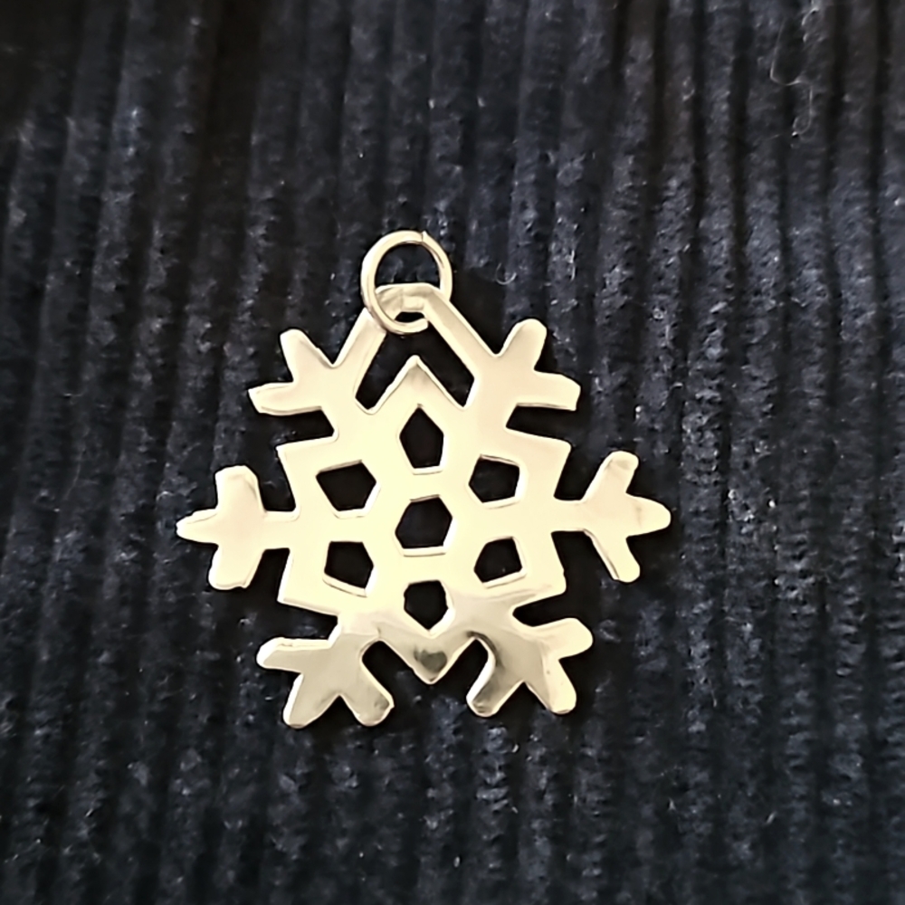 Sterling Silved Snowflake